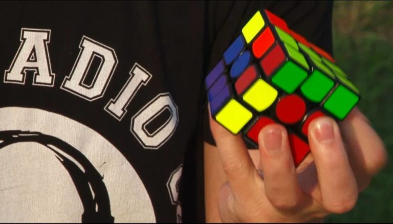 Kockán nyert dicsőség – A Rubik-kocka bajnoka Üllésről