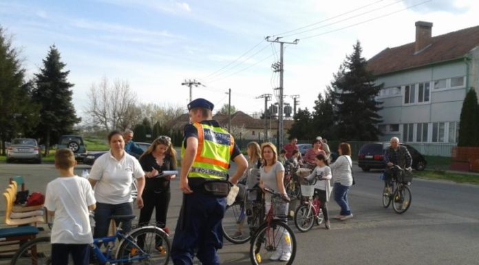 Kerékpár-regisztrációt tartottak Mórahalmon
