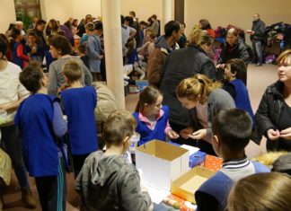 Adventi forgatag a mórahalmi Piaccsarnokban