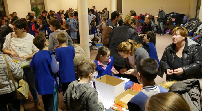 Adventi forgatag a mórahalmi Piaccsarnokban