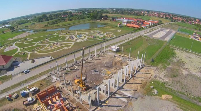 Január 17-én adják át a Móradombi Sportcsarnokot – Exkluzív felvételek