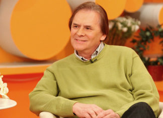 Mohai Gábor műsorvezető tart előadóestet Zákányszéken