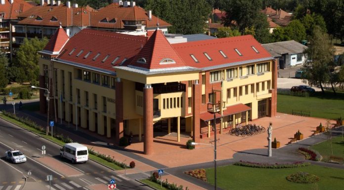 Január 1-től változik a képviselői fogadóórák rendje Mórahalmon