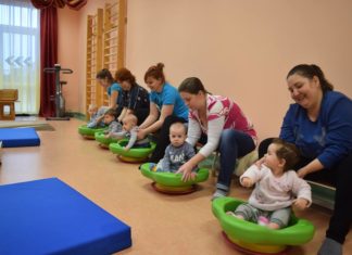 Debütál a Pöttöm torna a Gyerekházban