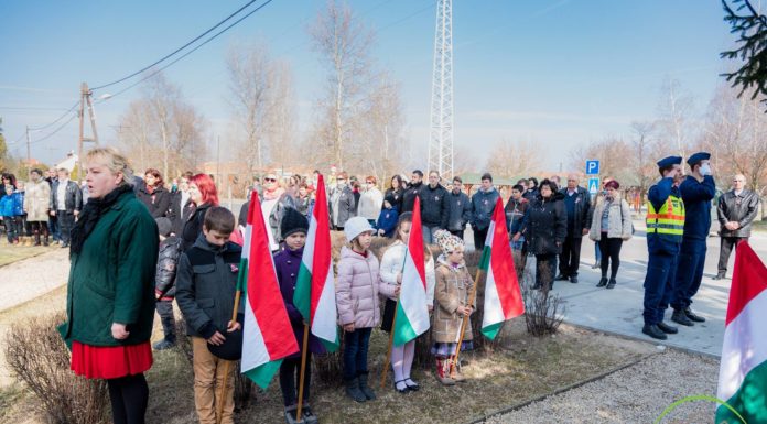 Meghitt emlékezés március idusán – Galéria Ruzsáról