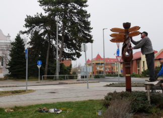 Terebélyesebb lett a Testvértelepülések fája Mórahalmon