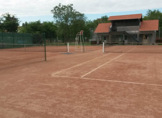 Klubházat kapott a város teniszpályája
