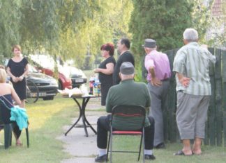 Utcafórumok hét nap hét helyszínen Sándorfalván