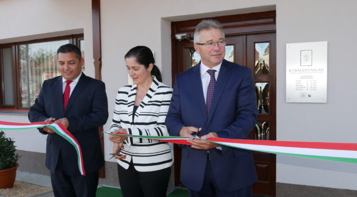 Pénteken átadták Csongrád megye 11. Kormányablakát Üllésen – Frissítve videóval!