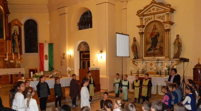 „Aki libát nem eszik, egész évben éhezik.” – Márton-napi lámpás felvonulás Mórahalmon