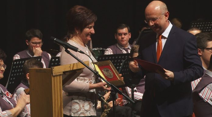 Újévi kitüntetések Mórahalmon – Több évtizedes szolgálatokat ismert el az önkormányzat