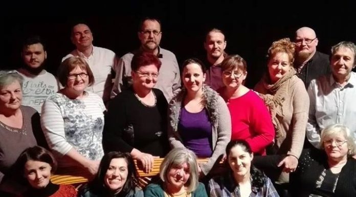 A Mórahalmi Színtársulat március 3-án bemutatja: Nyolc nő