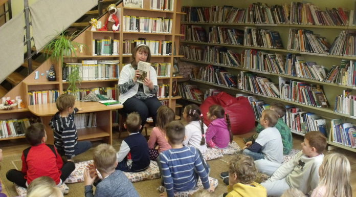 Tanulmányi kirándulásokat szervez és megújítja tereit a mórahalmi könyvtár