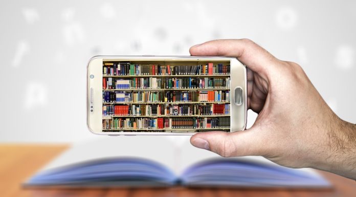 Lépjen be a digitális világba! – Ingyenes informatikai képzések Röszkén