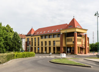 A csendháborítással kapcsolatban tájékoztat a jegyző Mórahalmon