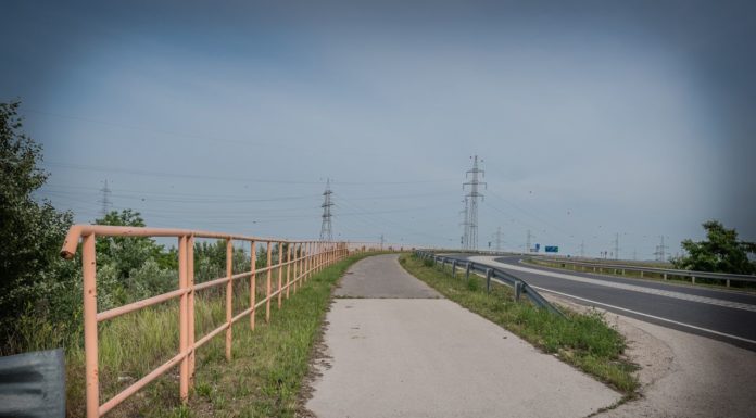 Biztonságosabb lesz a bringázás Szeged és Sándorfalva között – Kezdődik a kerékpárút építése