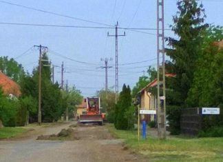 Megkezdődött a Dózsa György utca burkolatjavítása Ásotthalmon