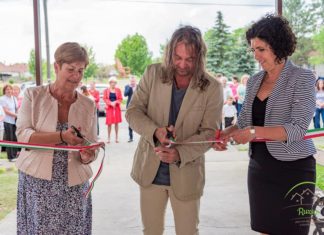 Átadták a felújított ruzsai Egészségházat