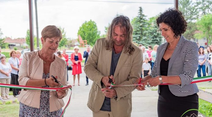 Átadták a felújított ruzsai Egészségházat