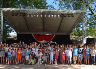 Könnyűzenei és tánc tábor Sándorfalván – Minden este koncerttel várják az érdeklődőket – Frissítve!