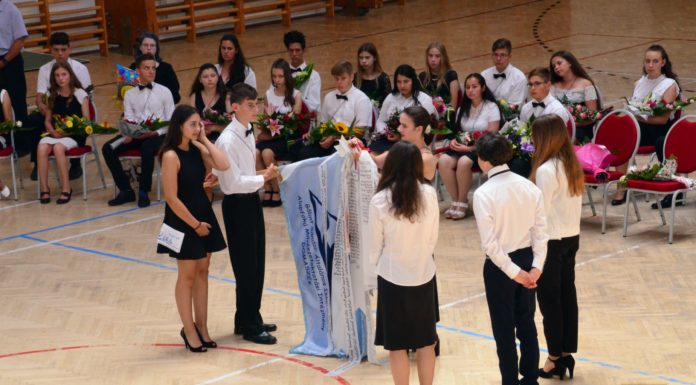 Ösztöndíjjal támogatják a fiatalokat Domaszéken