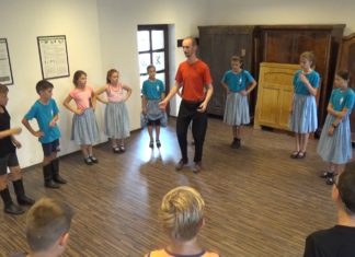 „Rözögtettek” Mórahalmon – Összművészeti tábor a Dél-Alföld értékeinek nyomában (VIDEO)