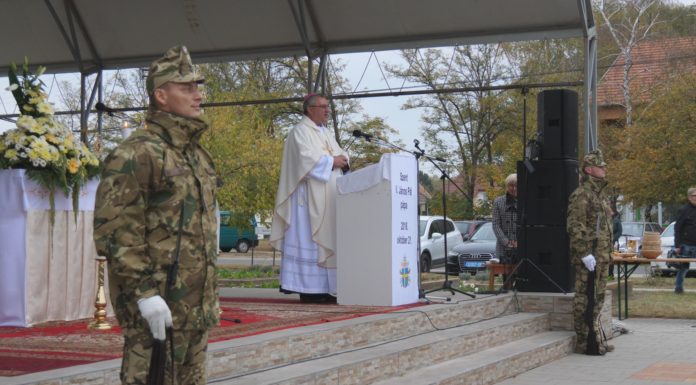 Zarándokhellyé válhat Ruzsa: Szent II. János Pál pápa ereklyéjét helyezték el a helyi templomban (VIDEO)