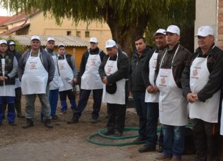 17 éve töretlen a böllérbál sikere Zákányszéken – November 17-én az egész falu egy célért munkálkodott (GALÉRIA)