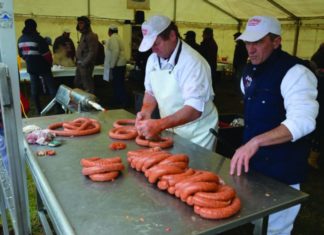 Huszadjára sül a sertéspecsenye november 24-én Domaszéken