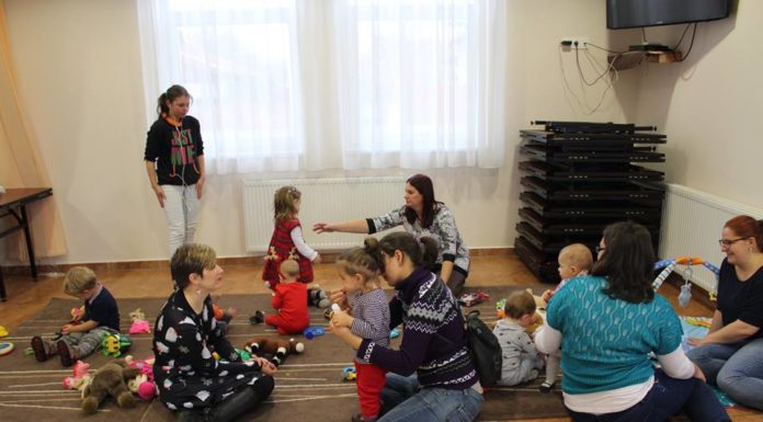 Szülőcsoport-foglalkozás Mórahalmon