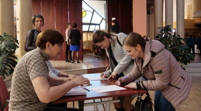 Hét milliárd forintból segíti a fiatalok munkába állását a Csongrád Megyei Kormányhivatal (videó)