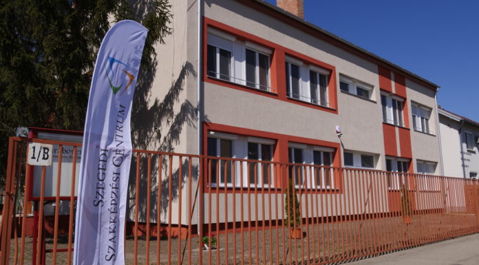 Birtokba vették új kollégiumukat a mórahalmi szakképzős diákok