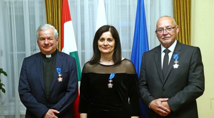 Lengyel állami kitüntetést kaptak Csongrád megye vezetői