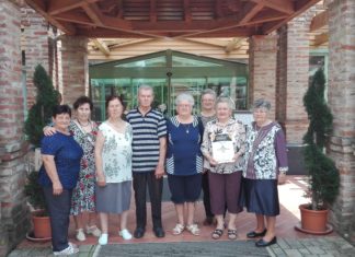 Kiemelt Arany minősítésben részesültek a zákányszéki Kék Nefelejcs Nyugdíjas Klub Tagjai