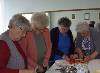 Befőzési technikák, kreatív varrás és bútorfestés – A Zákányszéki Művelődési Ház júniusi foglalkozásai