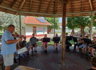 Fúvószenétől hangos Nagyszéksóstó környéke