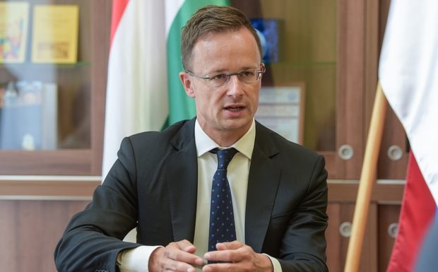 Szijjártó Péter szerint a jószomszédi viszony fenntartása Magyarország és Szerbia érdeke is – Mórahalom jelentős lépéseket tett már e téren