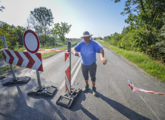 Megnyitották a Sándorfalvi út vasúti átjáróját – újra szabadon járható az út