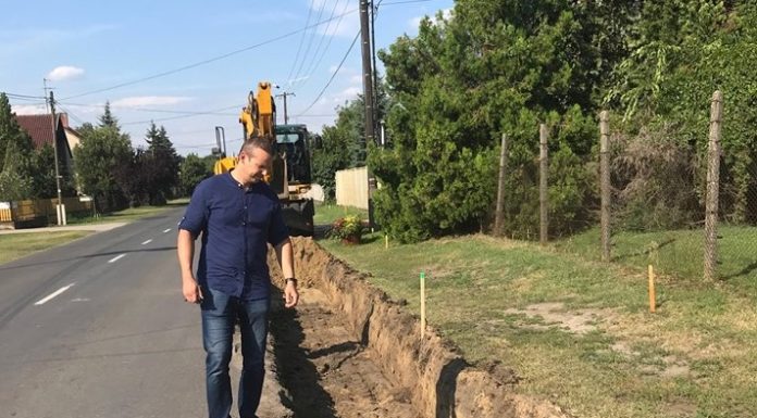 Felvonultak a munkagépek – megkezdődött a beruházás Ásotthalom fő utcáján