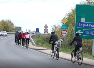Sikeres volt a Homokháti Bringaklub akciója – Megszűnhet az életveszélyes szakasz Domaszéknél
