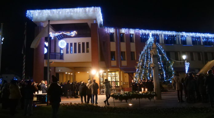 Disznótoros finomságok, forró italok és karácsonyi dallamok Mórahalmon! – Városkarácsony december 20-án