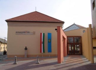 A mórahalmi Aranyszöm Rendezvényház újra várja közösségeit