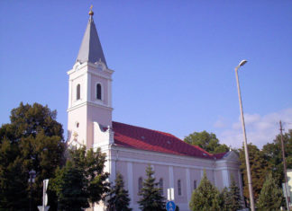 Élőben közvetít szentmisét a Móra-Net TV