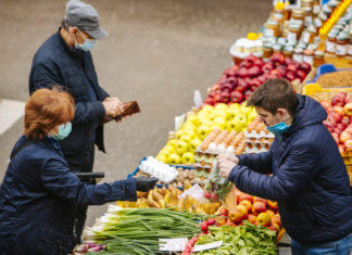 Piacukat vesztő élelmiszer-előállítóknak segít a kamara