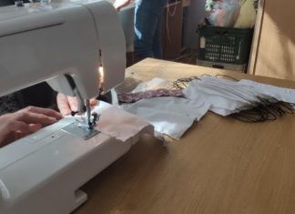 Fertőtlenítik a közterületeket és szájmaszkot varrnak Zákányszéken