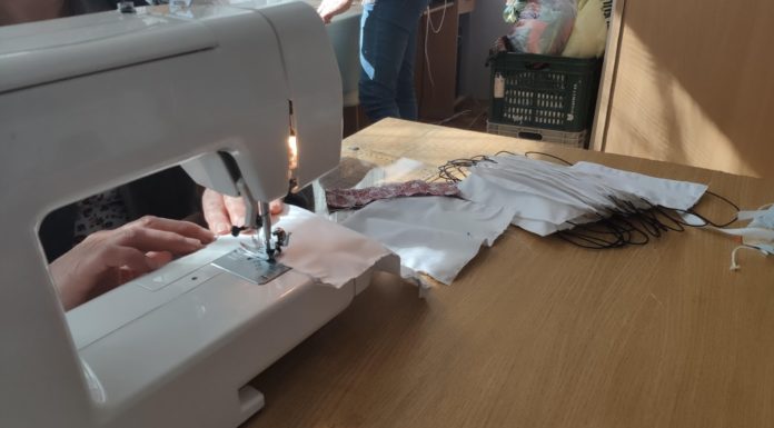 Fertőtlenítik a közterületeket és szájmaszkot varrnak Zákányszéken