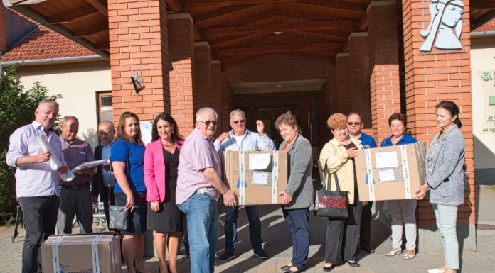 A Rotary Club Mórahalom adományokat adott át a Praxisközösségnek