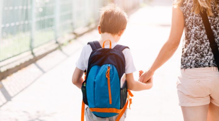 Többféle támogatással segítik az üllési fiatalok tanulmányait