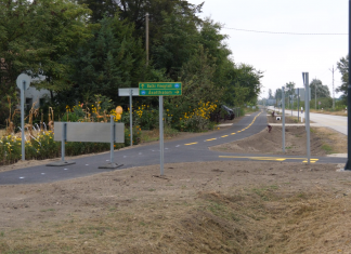 Átadták az Ásotthalom-Szabadka közötti kerékpárutat