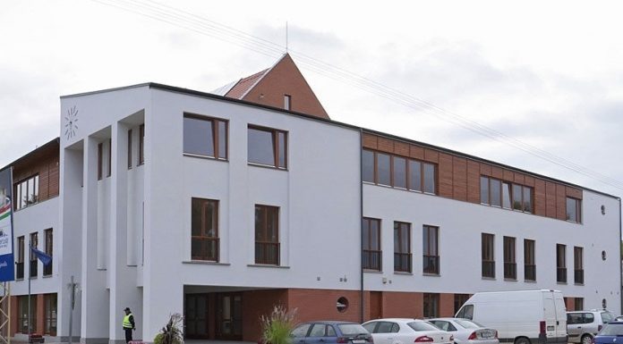 Névváltozással és fertőtlenítésekkel indult az új tanév Sándorfalván